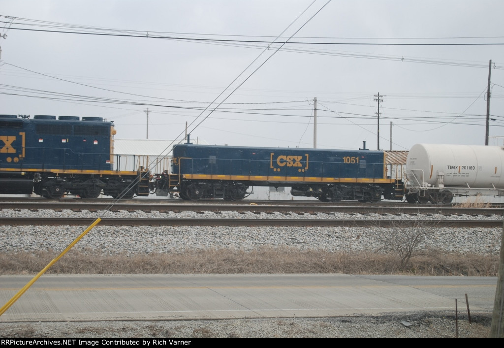 CSX 1051